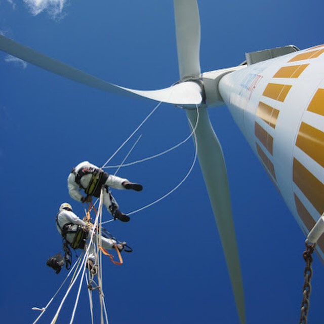 GWO Courses Gearbox, borescope, slinger signaller, confined spaces.